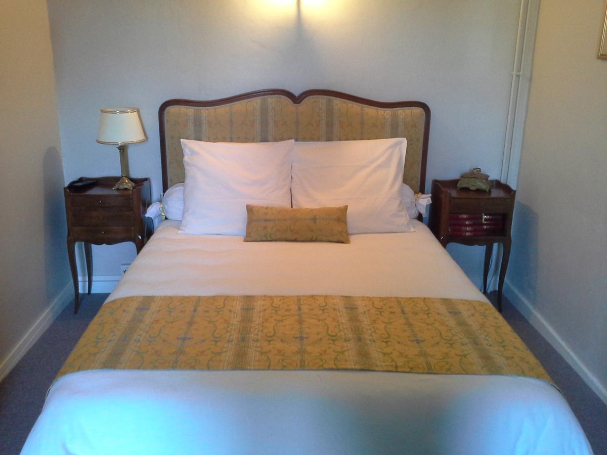 Le Logis De Ruelle Bed & Breakfast Exterior foto